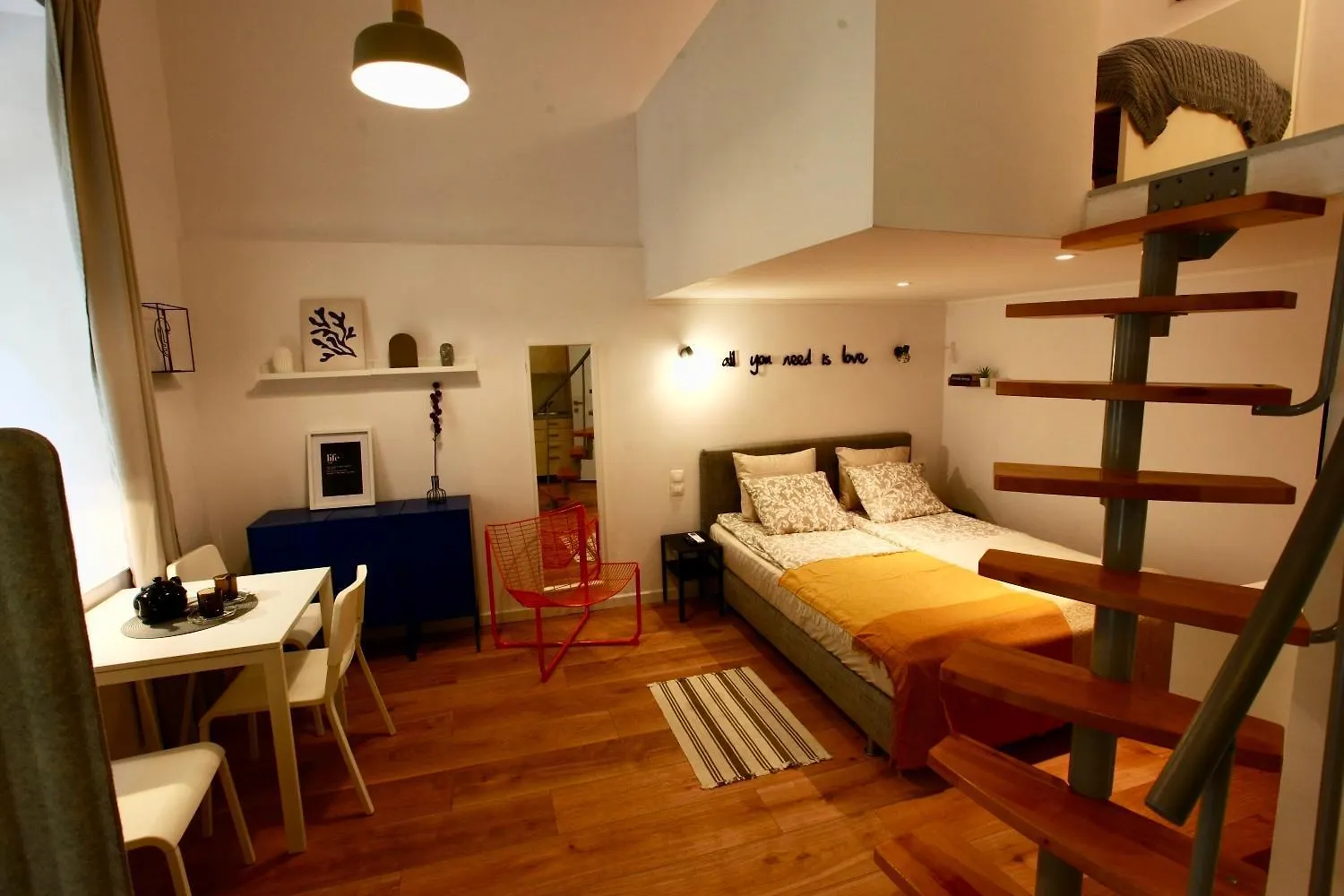 Goldcentral Apartment Gozsdu Studio location